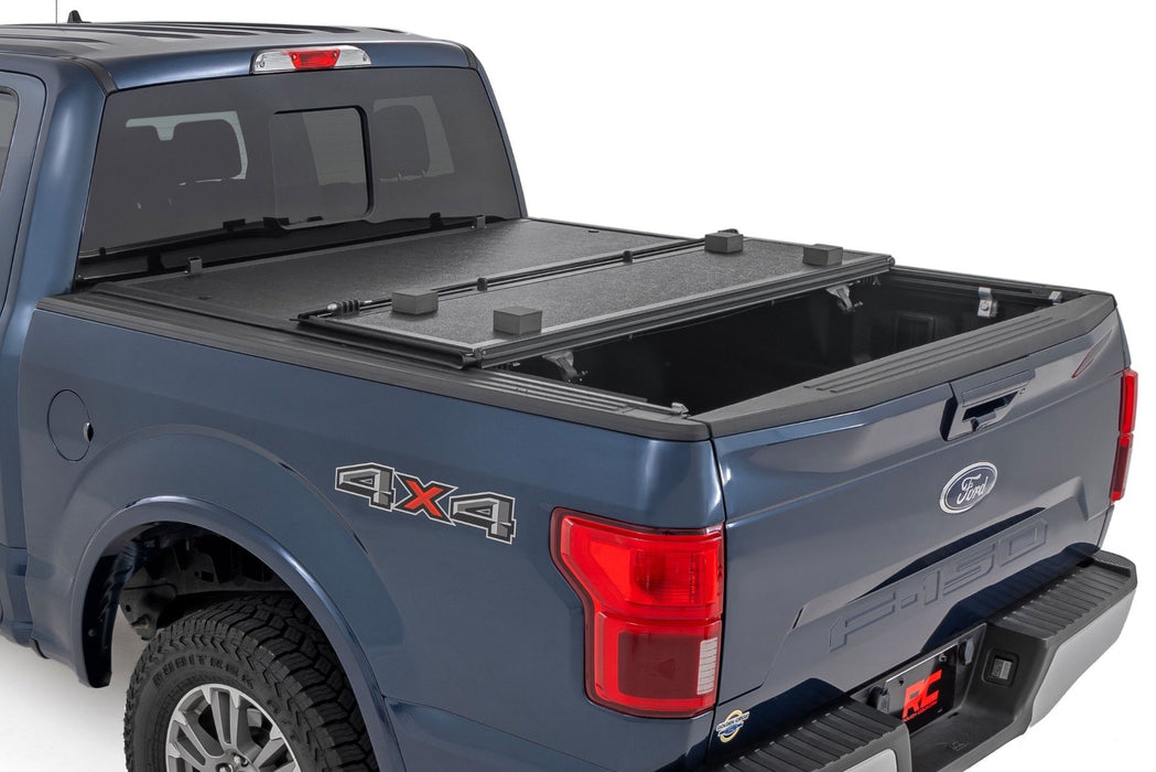 Rough Country Low Profile Tri Fold Aluminum Tonneau Cover for 2015 - 2020 Ford F - 150 & Raptor (5' 7" Bed) - Recon Recovery