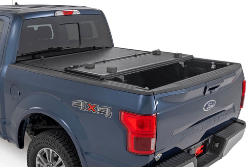 Rough Country Low Profile Tri Fold Aluminum Tonneau Cover for 2015 - 2020 Ford F - 150 & Raptor (5' 7" Bed) - Recon Recovery