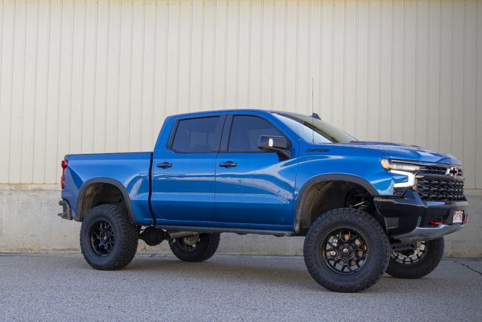 ReadyLIFT 6" (6" + 2") Big Lift Kit for AT4X and ZR2 for 2025-2026 Chevrolet/GMC Silverado 1500/Sierra 1500 - Additional View