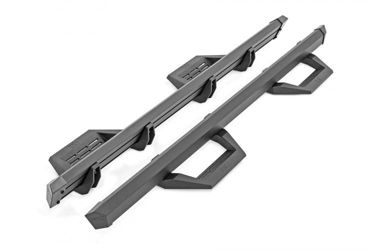 Rough Country Bolt on SRX2 Aluminum Side Nerf Steps for 2022-2025 Toyota Tundra - Recon Recovery