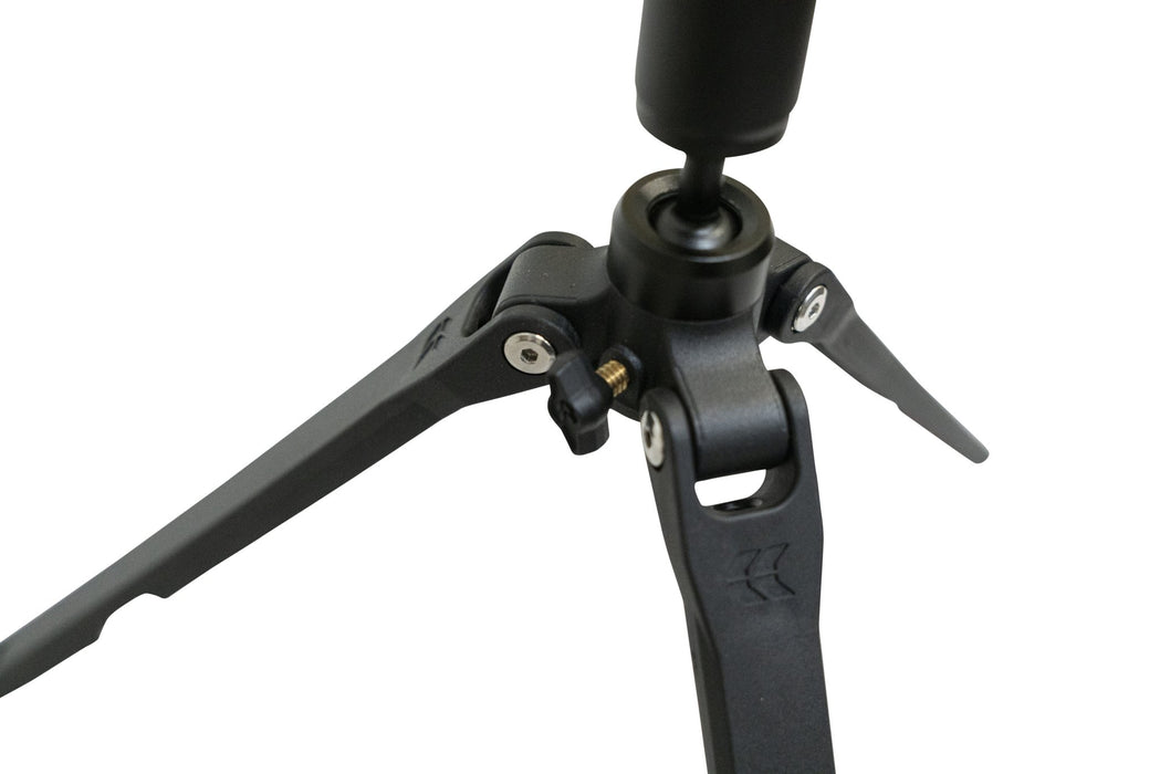 Smittybilt 8ft LED Camp Light with 360 Degrees of Light + Removable Flashlight - Recon Recovery