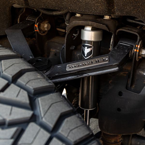 ReadyLIFT 5-6" MAX2.1 Suspension System 2500HD/3500HD w/ 2.1 Falcon Shocks for 2011-2019 Chevrolet/GMC Silverado 2500 HD/Sierra 2500 HD/Silverado 3500 HD/Sierra 3500 HD - Recon Recovery
