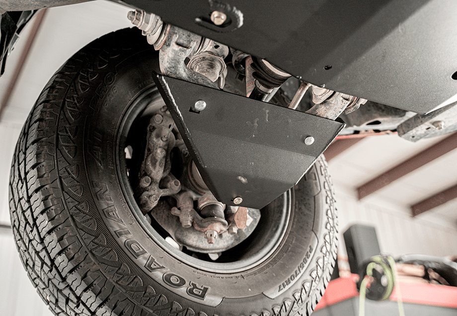 Lower Control Arm Skid Plate For 2007-2014 Toyota FJ Cruiser - Recon Recovery