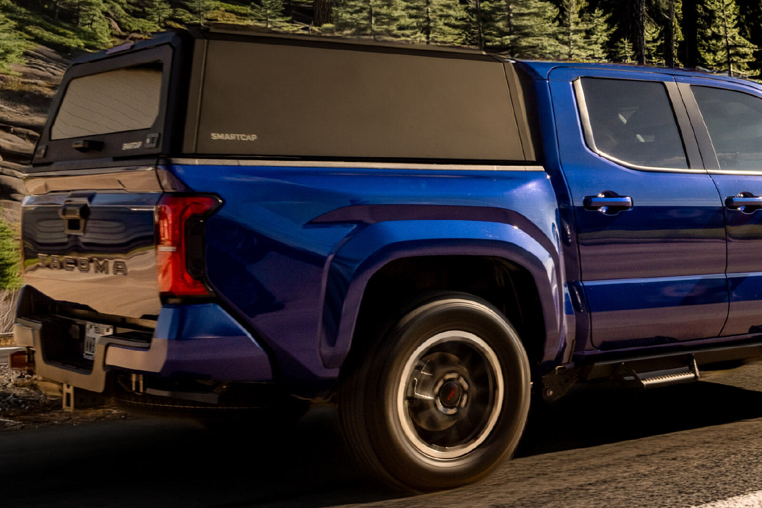 Solid Side Panels (No Gullwing Doors)