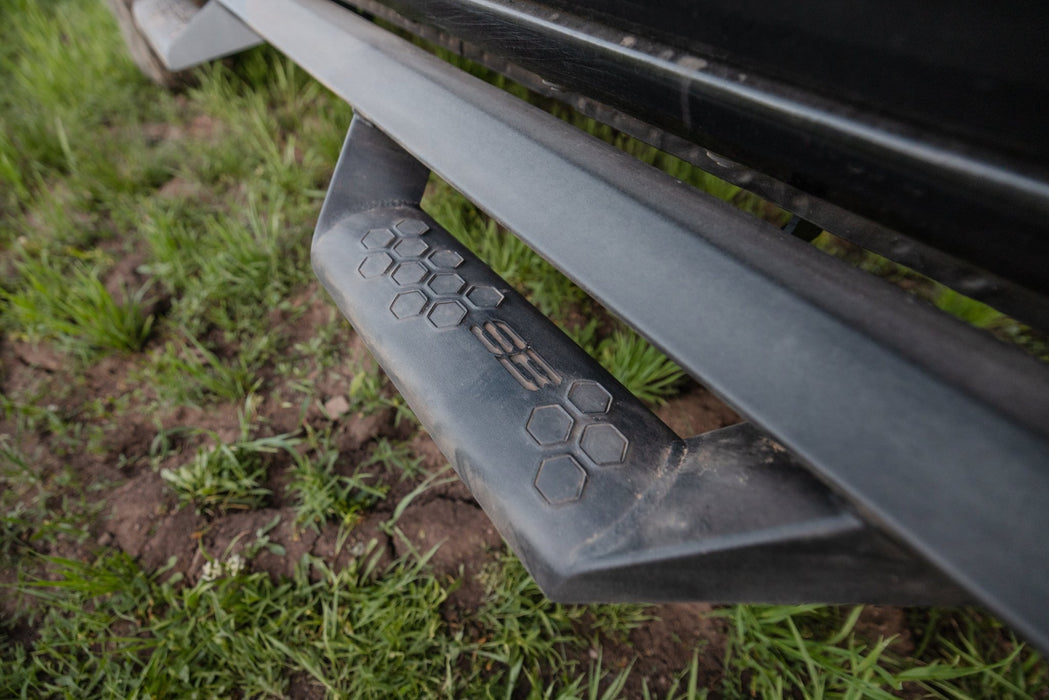 Smittybilt Angular Drop Steps | 2024–2026 Toyota Tacoma Crew Cab - Recon Recovery