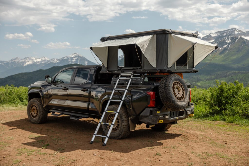 Smittybilt Aluminum Pop-Up Roof Top Tent RTT