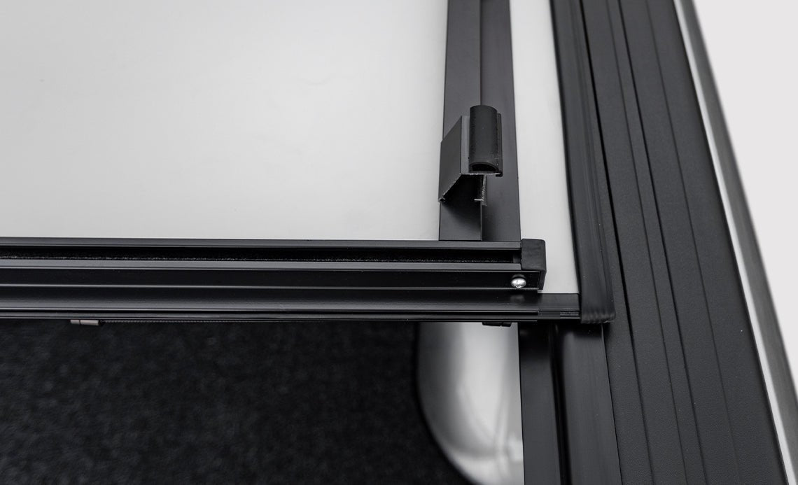 LOMAX® STANCE™ Hard Tonneau Cover for 2019-2026 Chevrolet/GMC 1500 (6' 6" Box) - Recon Recovery