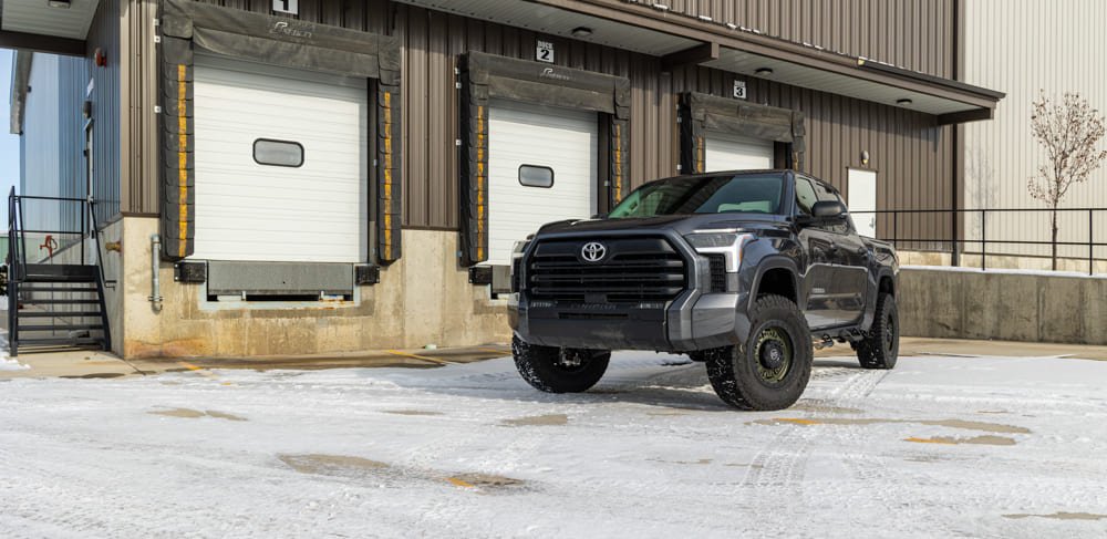 ReadyLIFT 3" SST2.1 Suspension System With Falcon 2.1 Struts/Shocks - Toyota Tundra 2022-2026 - Recon Recovery