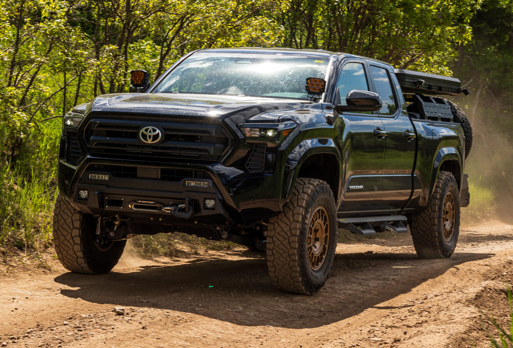 ReadyLIFT 3" SST3.3 Suspension System w/ Falcon 3.3 Strut/Shocks for 2024-2026 Toyota Tacoma & Lexus GX550 - Additional View