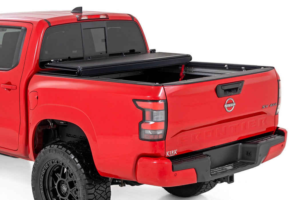 Rough Country Low Profile Tri Fold Aluminum Tonneau Cover for 2022 - 2025 Nissan Frontier (5' Bed) - Recon Recovery