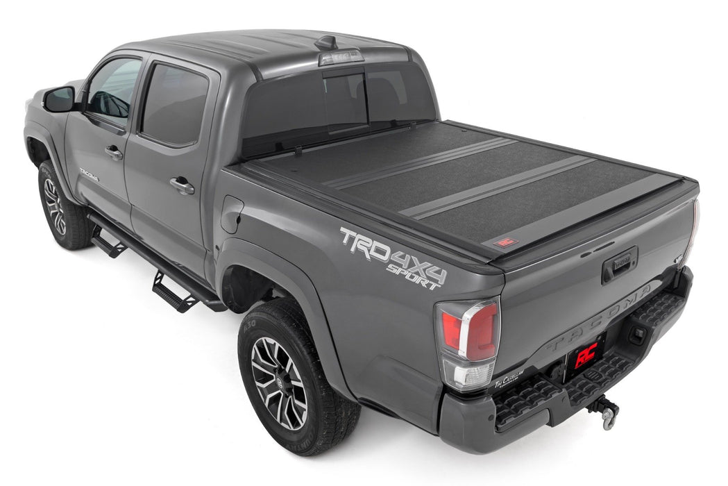 Rough Country Tri Fold Aluminum Tonneau Cover for 2016 - 2023 Toyota Tacoma (5' Bed) - Recon Recovery