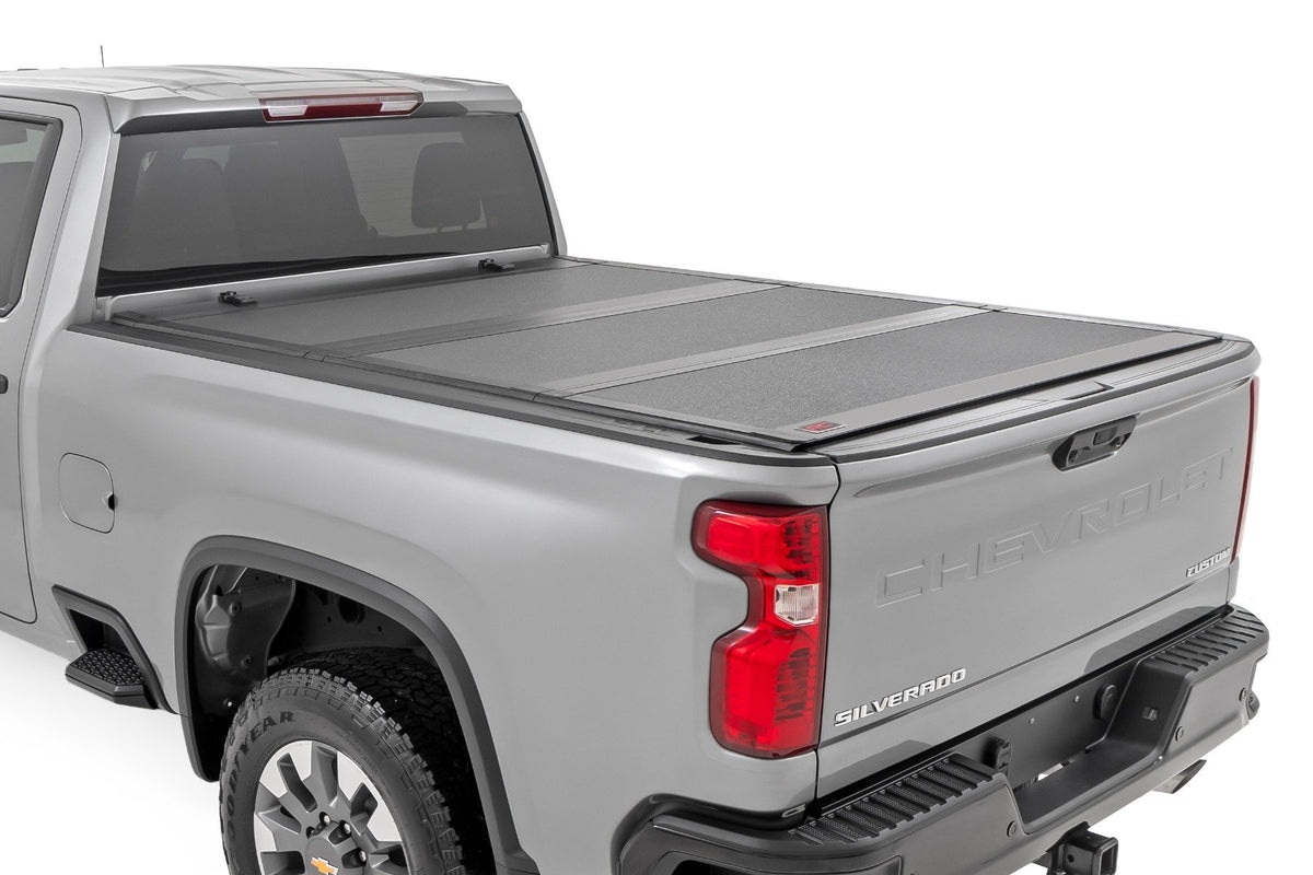 Rough Country Tri Fold Aluminum Hard Tonneau Cover for 2020-2024 Silve ...