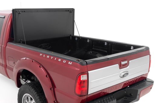 Rough Country Low Profile Tri Fold Aluminum Tonneau Cover for 1999 - 2016 Ford F250 F350 (6' 10" Bed) - Recon Recovery