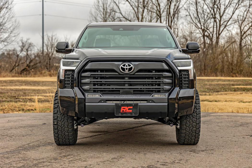 Rough Country Bolt on 3.5" Lift Kit For 2022-2024 Toyota Tundra 4WD (With UCA)