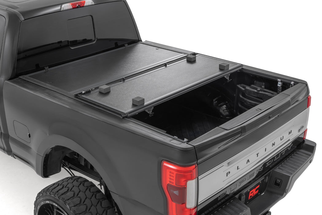 Rough Country Low Profile Tri Fold Aluminum Tonneau Cover for 2017 - 2025 Ford F - 250 & F - 350 - Recon Recovery