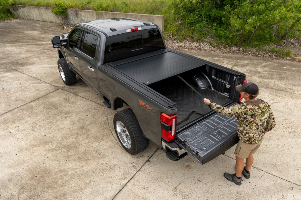Rough Country Manual Retractable Bed Tonneau Cover for 2017-2026 Ford F 250/F-350 6.8ft Bed