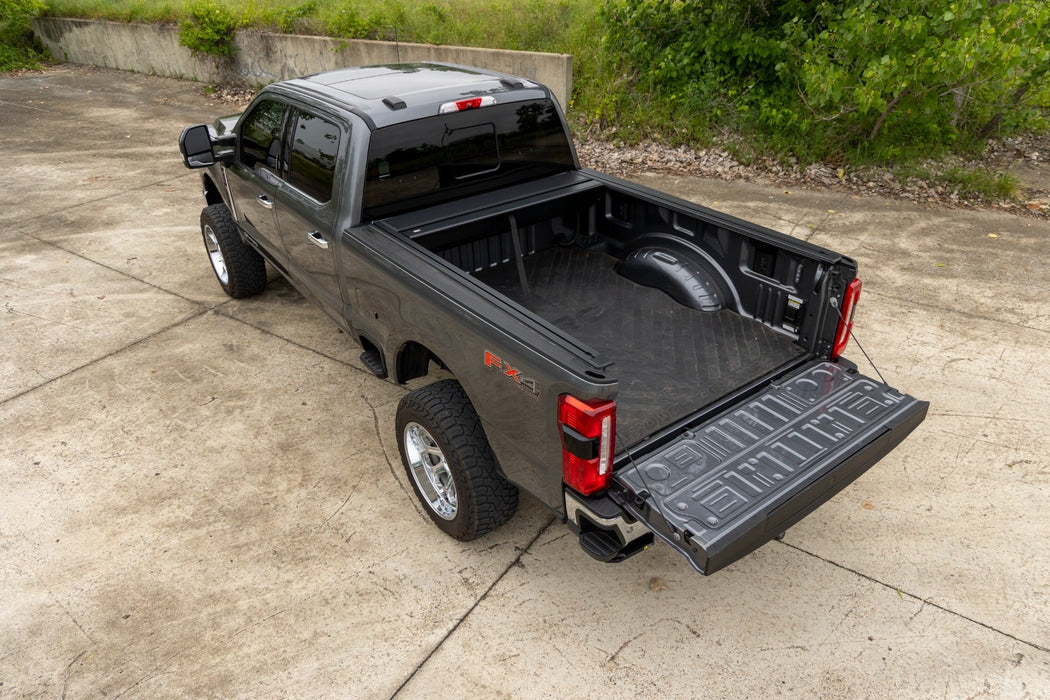 Rough Country Manual Retractable Bed Tonneau Cover for 2017-2026 Ford F 250/F-350 6.8ft Bed