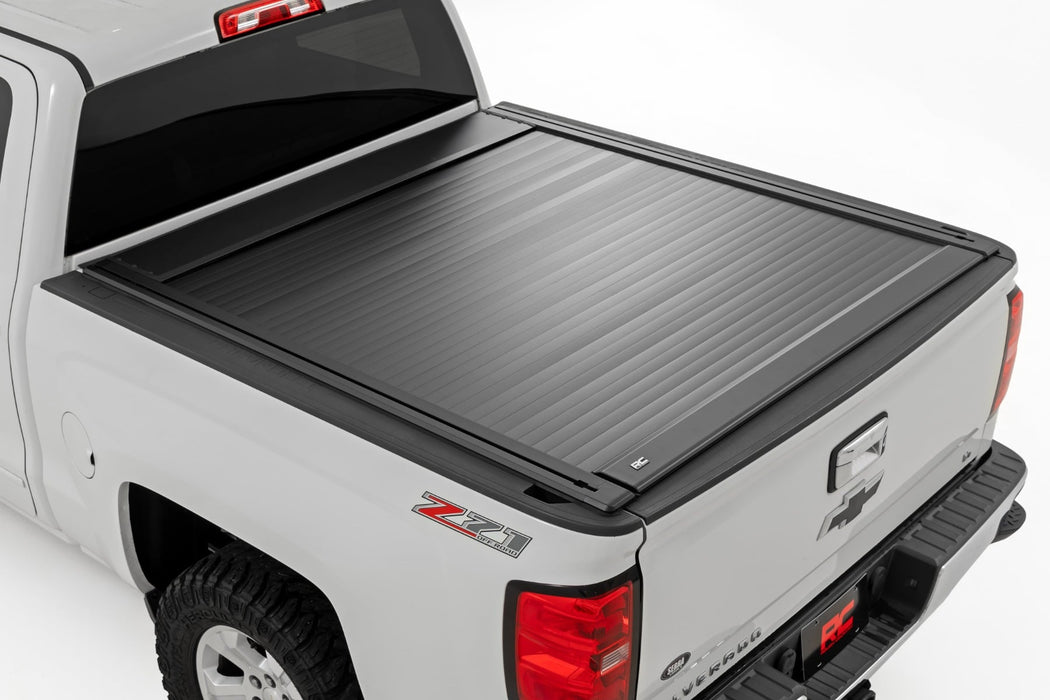 Rough Country Manual Retractable Bed Tonneau Cover for 2014-2018 GM Silverado & Sierra 1500