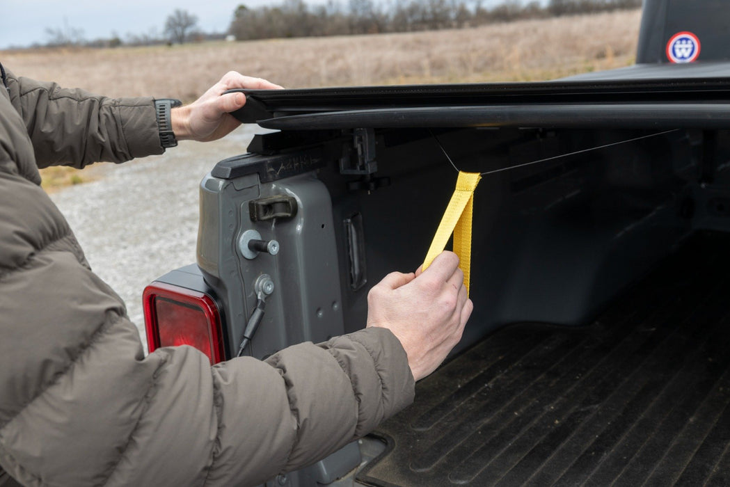 Rough Country Soft Roll Up Tonneau Cover for 2020-2024 Jeep Gladiator JT - Recon Recovery