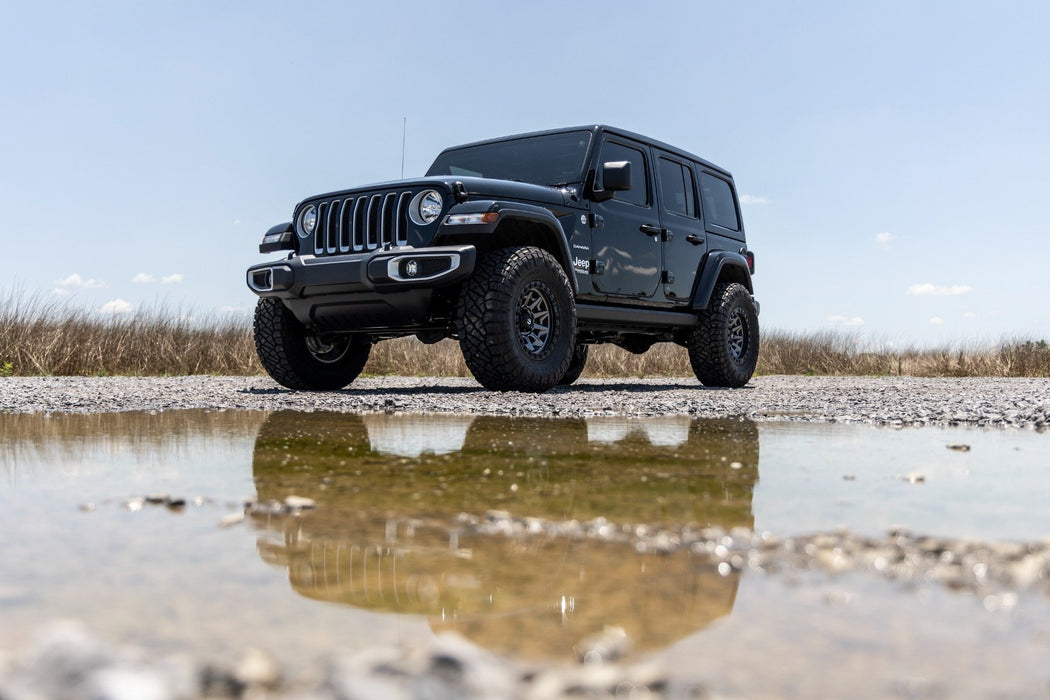 Rough Country Bolt On 2.5" Suspension Lift Kit for 2024 Jeep Wrangler JL 4 Door - Recon Recovery