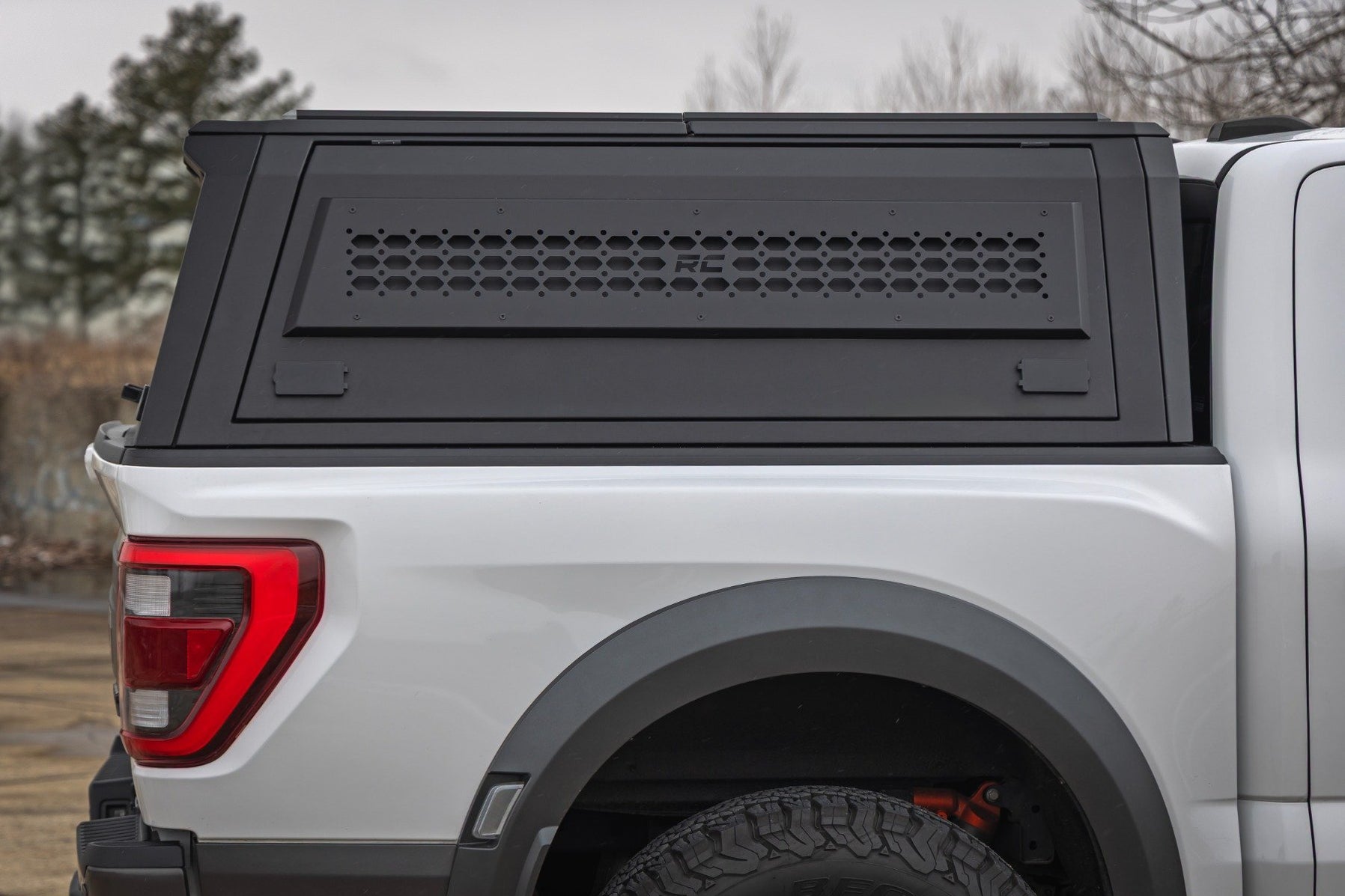 RC Modular Truck Bed Cap for 2021-2026 Ford F-150 (5.5' Bed) - Recon R ...