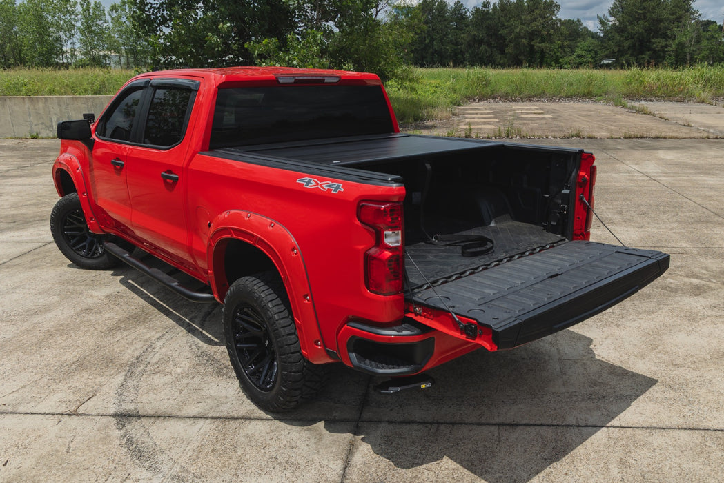 Rough Country Manual Retractable Bed Tonneau Cover for 2019-2026 Silverado Sierra 1500 5'8 Bed