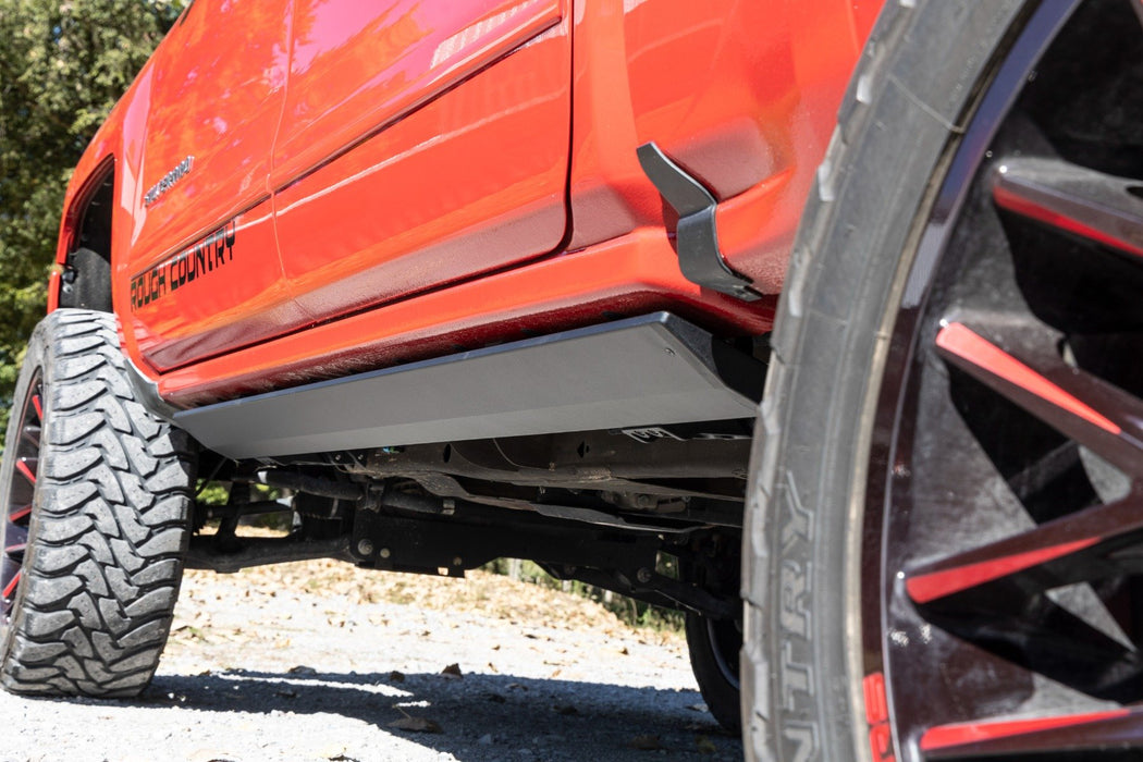 Rough Country Power Running Boards for 2007-2014 GM Silverado Sierra 1500 2500 3500 - Recon Recovery