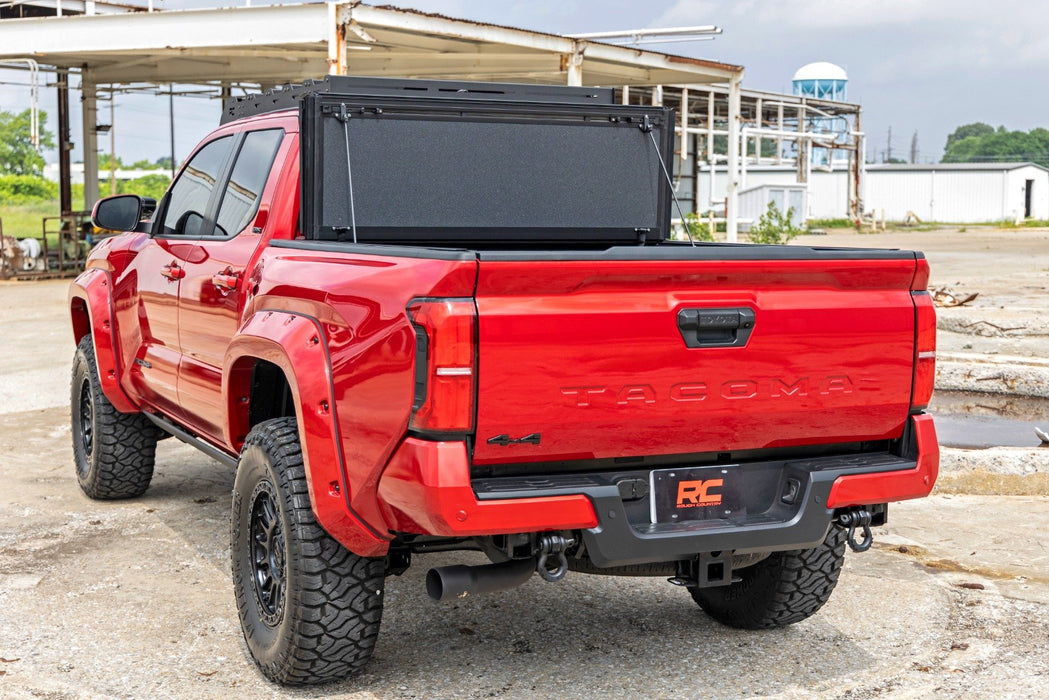 Rough Country Hard Tri Fold Aluminum Tonneau Cover for 2024-2025 Toyota Tacoma 5' - Recon Recovery