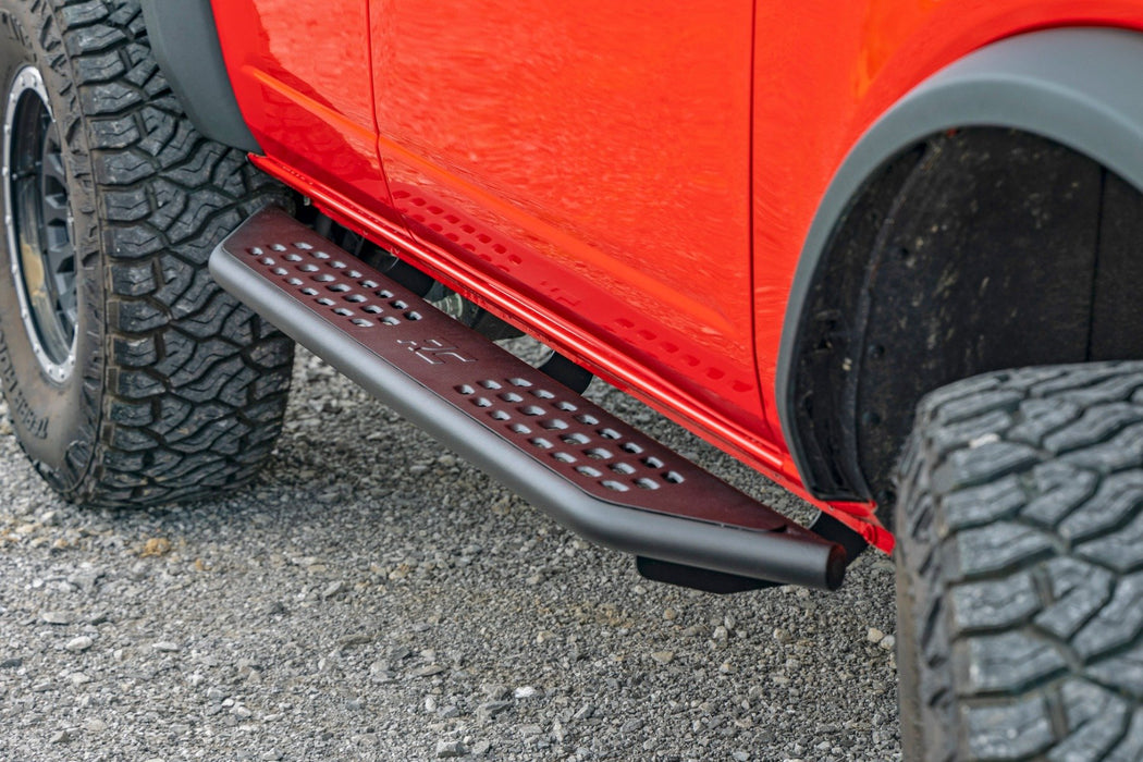 Rough Country OV2 Running Boards for 2021-2024 Ford Bronco 4 Door (No Drill) - Recon Recovery
