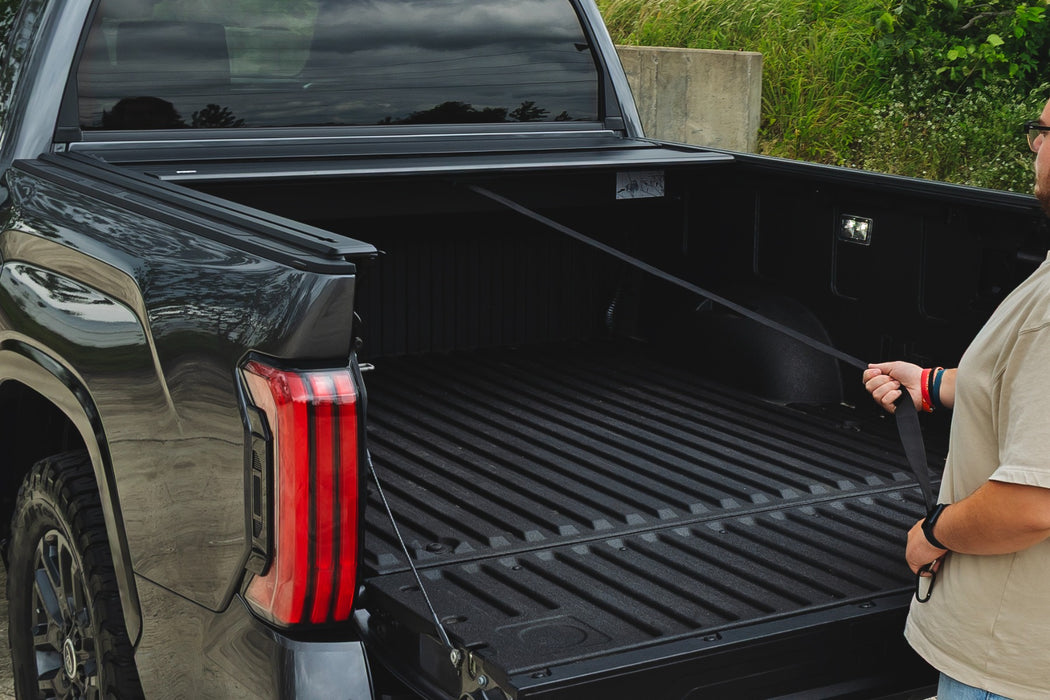 Rough Country Manual Retractable Aluminum Tonneau Bed Cover for 2022-2026 Toyota Tundra