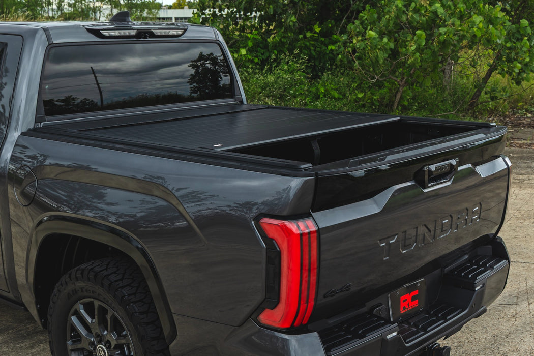 Rough Country Manual Retractable Aluminum Tonneau Bed Cover for 2022-2026 Toyota Tundra