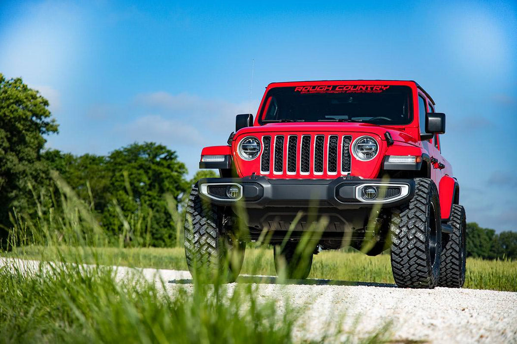 Rough Country 3.5 Inch Lift Kit for 2020 - 2023 Jeep Gladiator JT - Recon Recovery