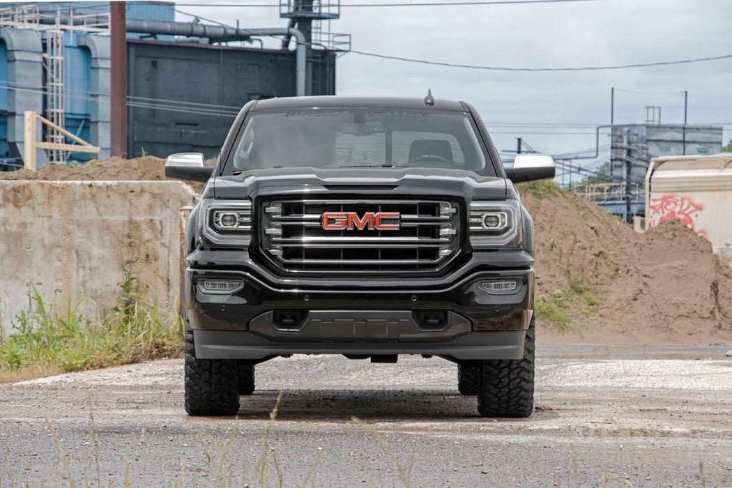 Rough Country 3.5 Inch Lift Kit for 2007 - 2016 Chevy/GMC 1500 - Recon Recovery