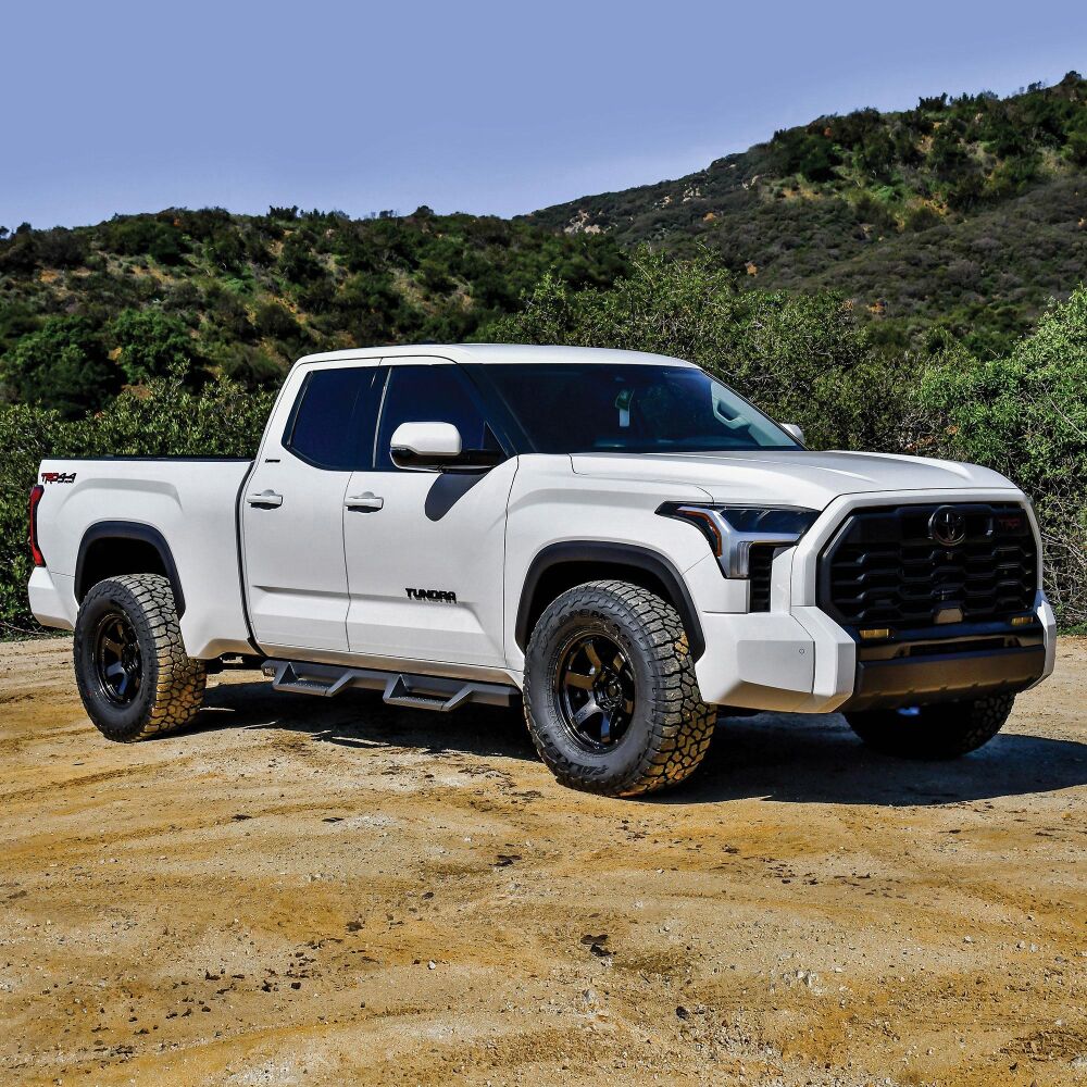 Westin HDX Drop Nerf Step Bars for 2022-2024 Toyota Tundra Double