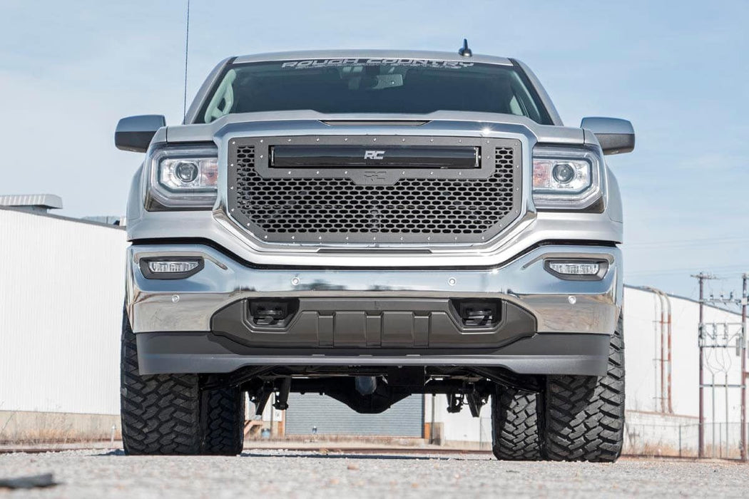 Rough Country 3.5 Inch Lift Kit Chevy/GMC 1500 (14 - 18 & Classic) - Recon Recovery