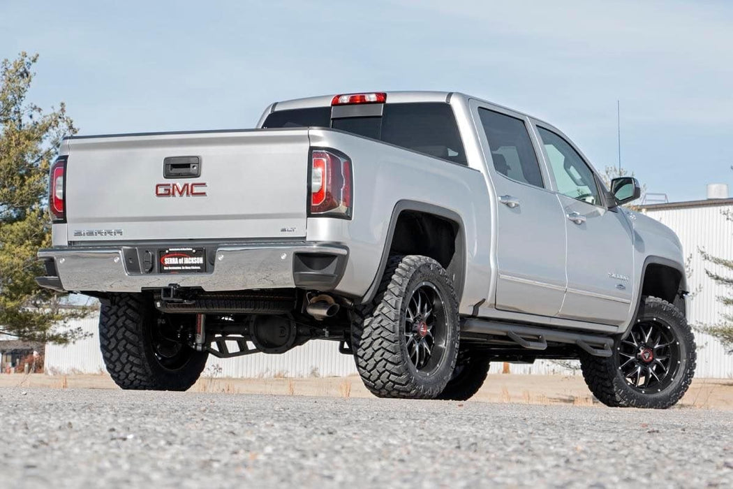 Rough Country 3.5 Inch Lift Kit Chevy/GMC 1500 (14 - 18 & Classic) - Recon Recovery