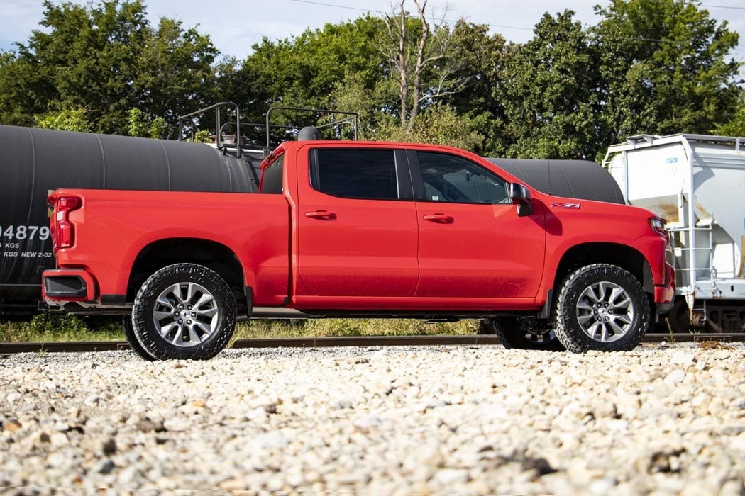Rough Country 3.5 Inch Lift Kit for 2022 - 2024 Chevy Silverado 1500 - Recon Recovery