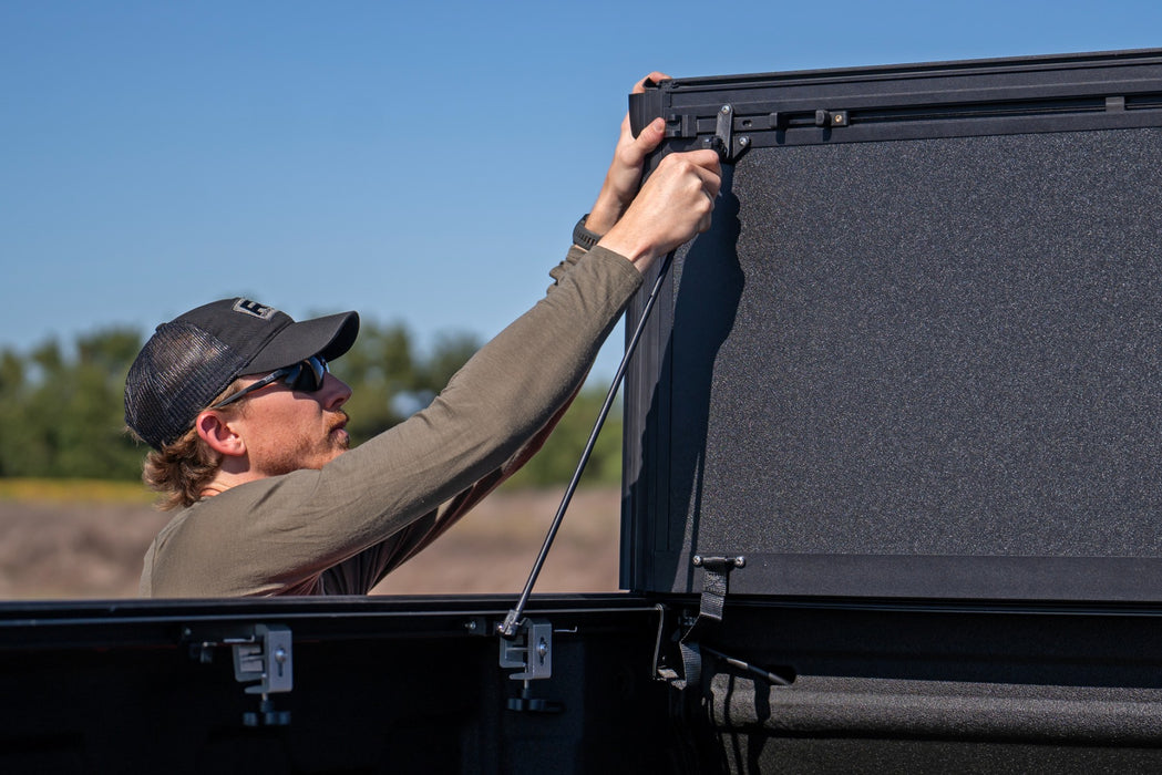 Rough Country Hard Tri Fold Aluminum Tonneau Cover for 2015-2022 Colorado Canyon