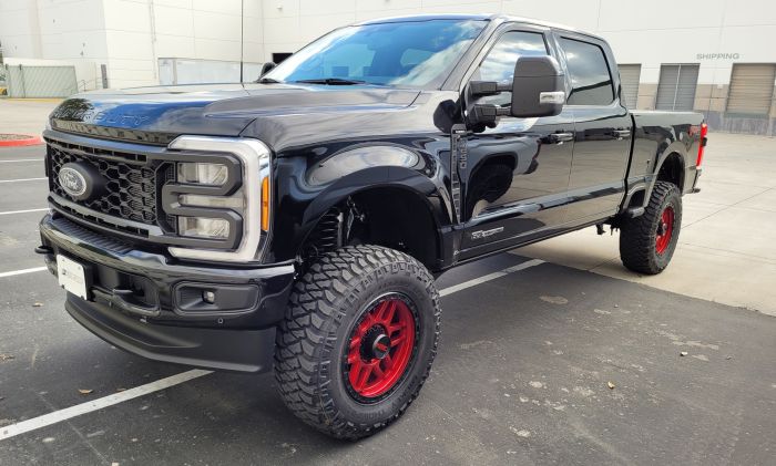 ReadyLIFT 4" Coil Spring Lift Kit with Falcon 3.3 Front/Rear Shocks, Radius Arms, Dual Steering Stabilizer, and Front Track Bar Bracket for 2023-2026 Ford F-250 Super Duty/F-350 Super Duty - Recon Recovery