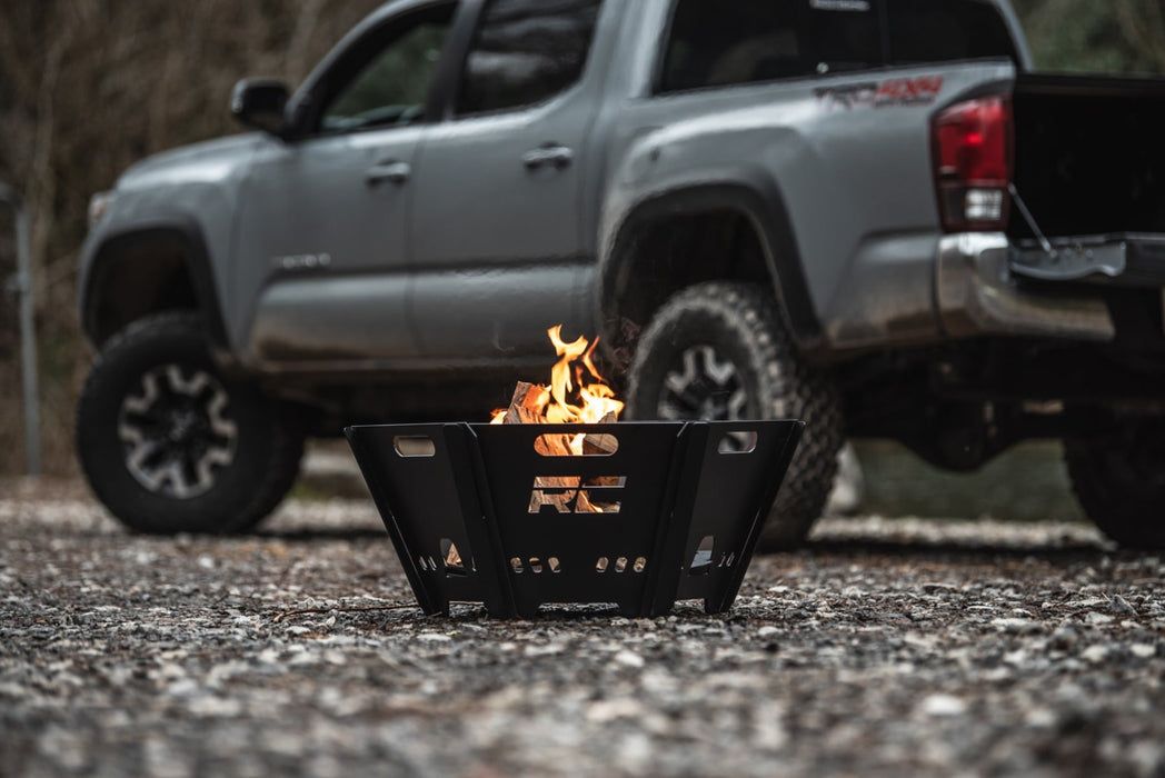 Overland Collapsible Fire Pit w/Carry Bag - Recon Recovery