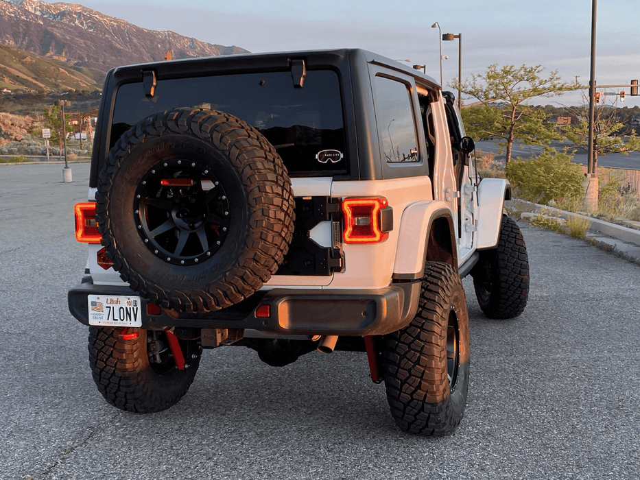 Smittybilt HD Swing Away Pivot Tire Carrier for 2018 - 2025 Wrangler JL - Recon Recovery - Recon Recovery