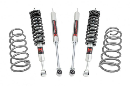 Rough Country 76040 Lift Kit 3" with Performance M1 Monotube Struts for 2007-2014 FJ Cruiser - Recon Recovery