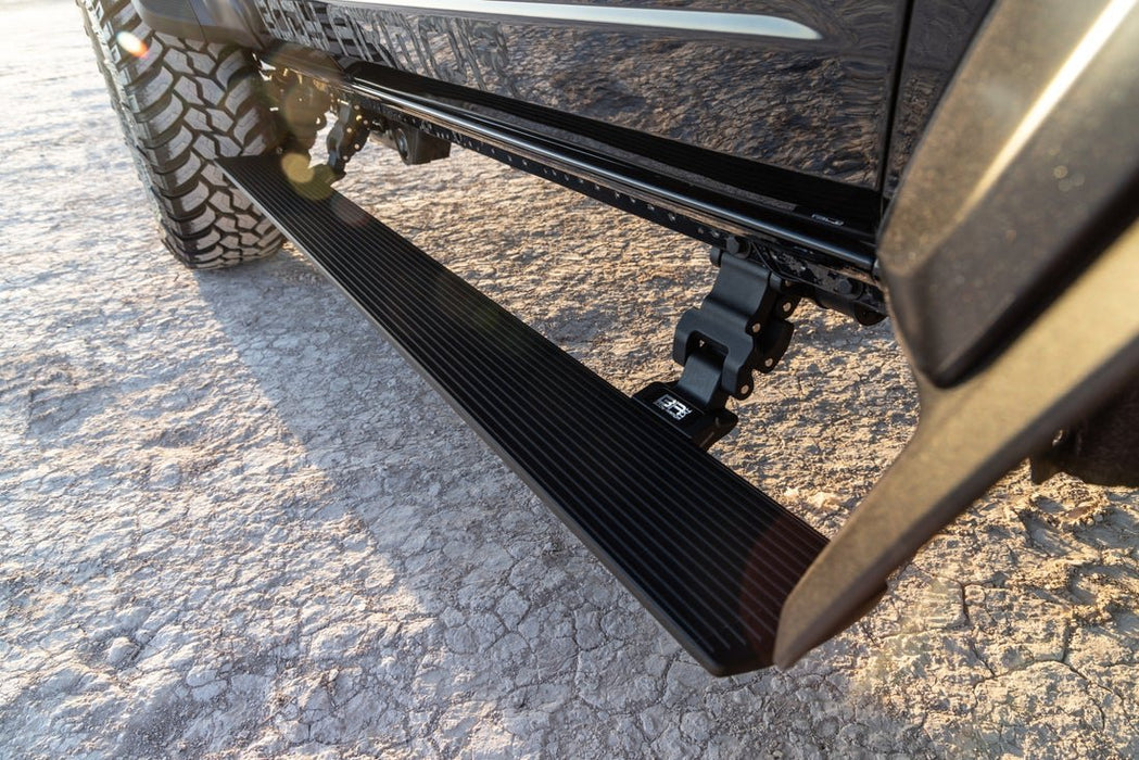 Body Armor RockStep Rails For Ford Super Duty Crew Cab (2002-2013) – Black Steel Side Steps, Pair